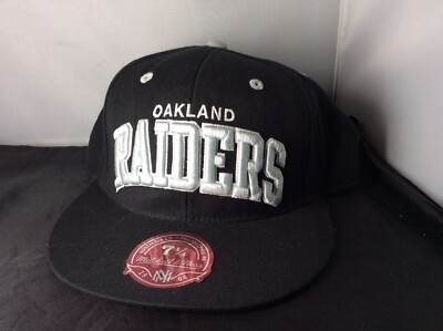 90s NFL Las Vegas Raiders vintageキャップ Vintage 90s Oakland Raiders Logo Spell out American Needle