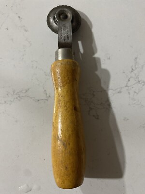 EVERHARD CORRUGATED ROLLER 1.5  DIAMETER, TIRE RUBBER TOOLS Vintage Canton Ohio