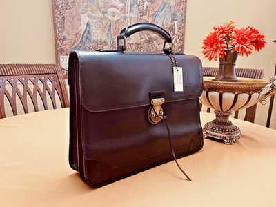 LOUIS VUITTON Utah 