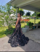 Black Mac Duggal Prom Dress size 6