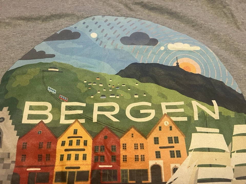 Camiseta Bergen Noruega Escandanavia Country Cityscape média serve pequena cinza - Imagem 4 de 4