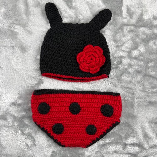 Newborn Ladybug Crochet Photo Prop Set Hat & Diaper Cover Red Black 0-9M