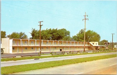 Lorel Motel, Elyria, Ohio - c1950s Chrome Postcard