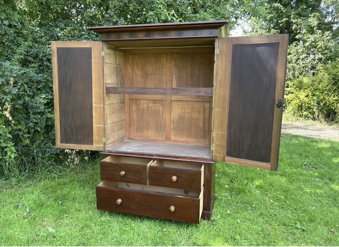Antique Mahogany 19th Century Linen Press Double Wardrobe Armoire