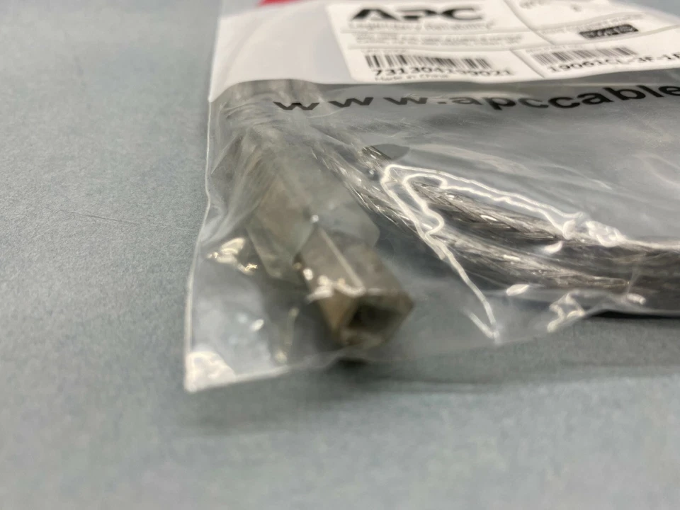 APC 19061CL-3F-1E Cable USB 2.0, USB-A / USB-B, 480 MBPS, Clear, 3' Feet - Image 3 of 4