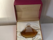 extrait de Parfum Capucci de Capucci 30 ml . Neuf. coffret .