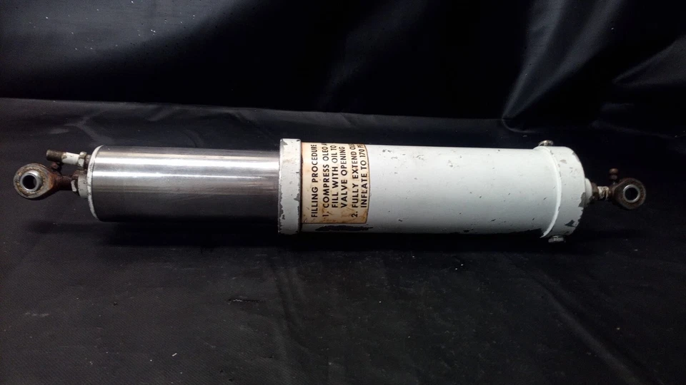 LAKE LA-4-180/200 BUCCANEER MAIN GEAR OLEO STRUT P/N: 2-4102-1 - Image 3 of 4