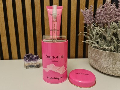 Luxus Salvatore Ferragamo Signorina In Fiore Parfum & Body Lotion Set