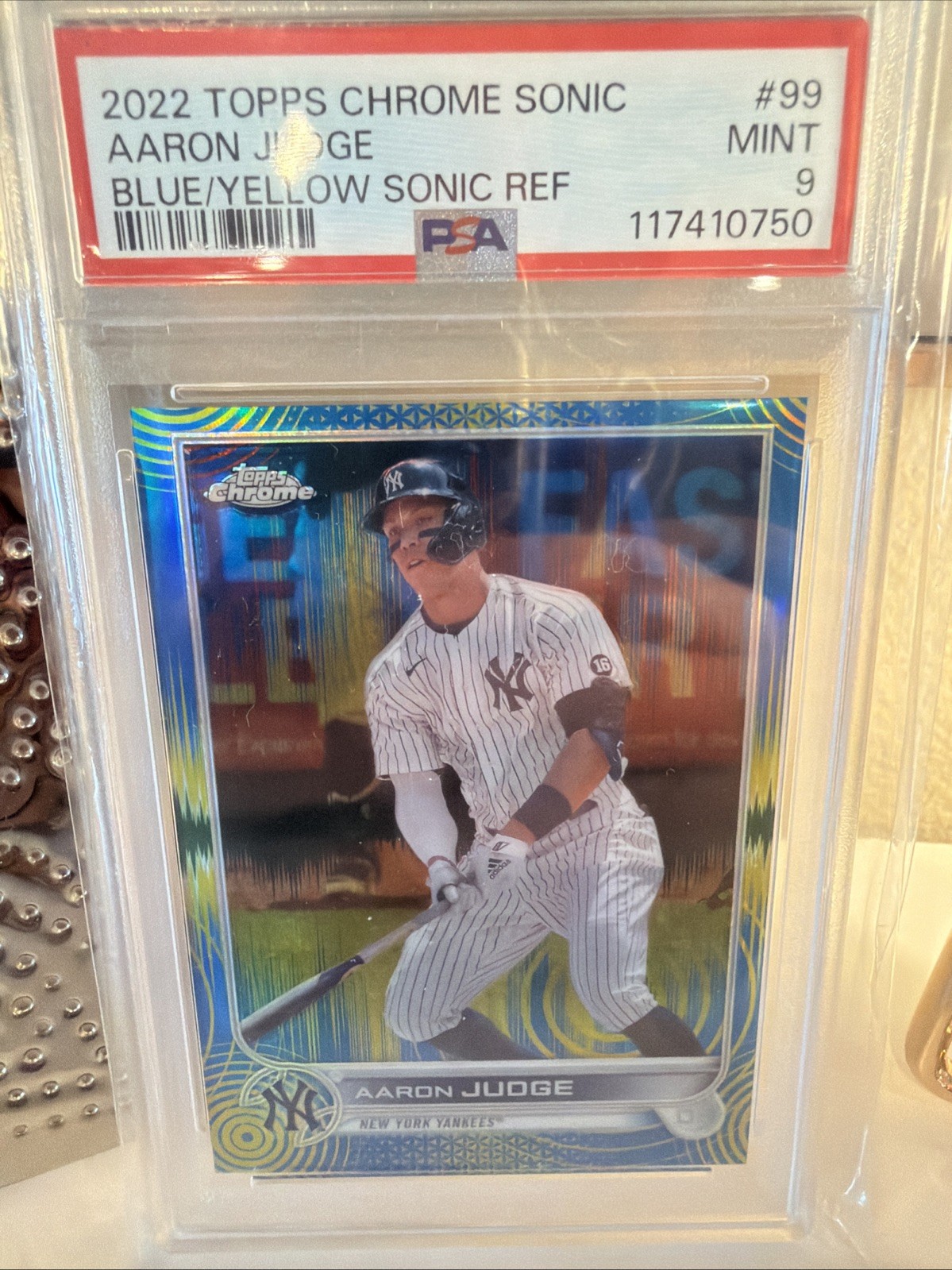 2022 Topps Chrome Sonic - Aaron Judge #99 Blue/ Yellow Sonic Pulse Refractor /75