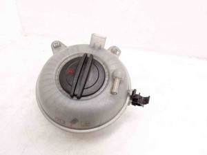 VW PASSAT B8 3G2 Ausgleichsbehälter 5Q0121407G 1.60 Diesel 88kw 2016 32432912