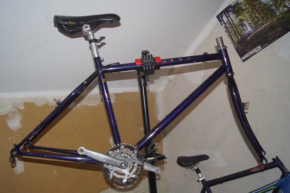 Katarga Catalina CroMo Mountainbike Rahmen Shimano lila blau