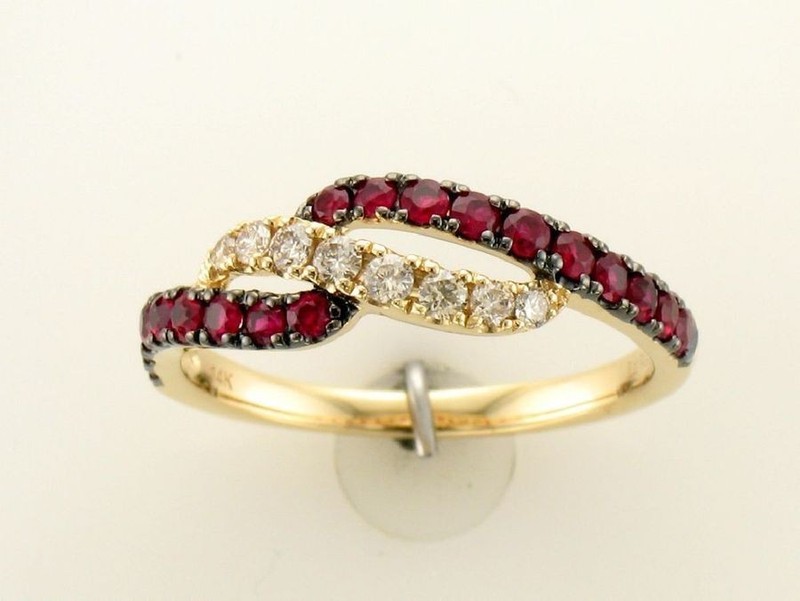 Le Vian 14K Yellow Gold Cocktail Ring for Women 0.594 cts Ruby Diamonds Size 10