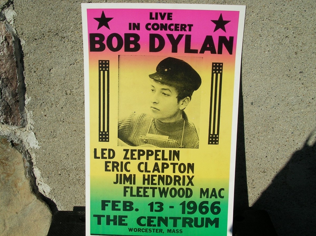 Bob Dylan カレンダー ポスター　貴重当時物 Bob Dylan Centrum Worcester Mass. 1966 Concert Poster 14x22 New | eBay