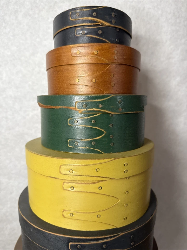 9 VTG Round Distressed Painted Lidded Nesting Wooden Shaker Boxes Decorative B31 - Image 2 of 4