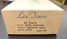Lee Town #432-3003 B-71 Mack Tractor Great We...