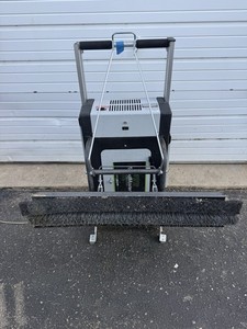 Treadmaster Escalator Cleaner System