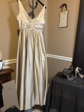 Ivory Satin Sleeveless V-Neck Floor-Length Bridesmaid Dress 100 Polyester