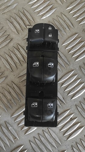 Commande bouton lève vitre avant gauche - NISSAN Qashqai II (2) - 25401-HV02B - 第 1/4 張圖片