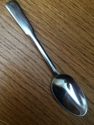 Wm A Rogers Oneida Stainless Glossy Fiddle FRIENDSHIP TEASPOON 6''