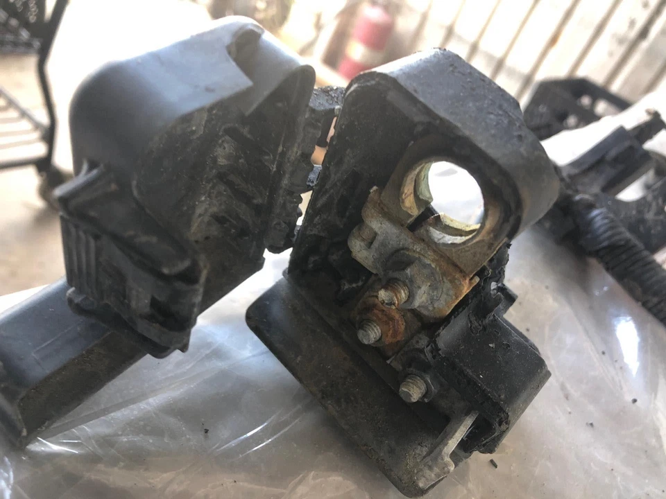 Chicote de fios de alimentação de bateria positivo 2015 HYUNDAI ACCENT Sedan fabricante de equipamento original - Imagem 4 de 4