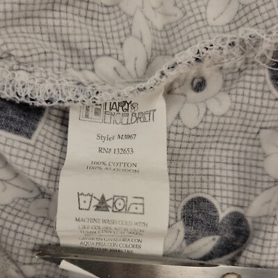 Mary Engelbreit Scrub Top Womens size MED hearts & flowers Nursing