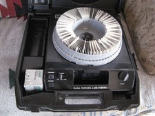 Kodak Carousel 4400 Slide Projector With Case - Works Exceptionally