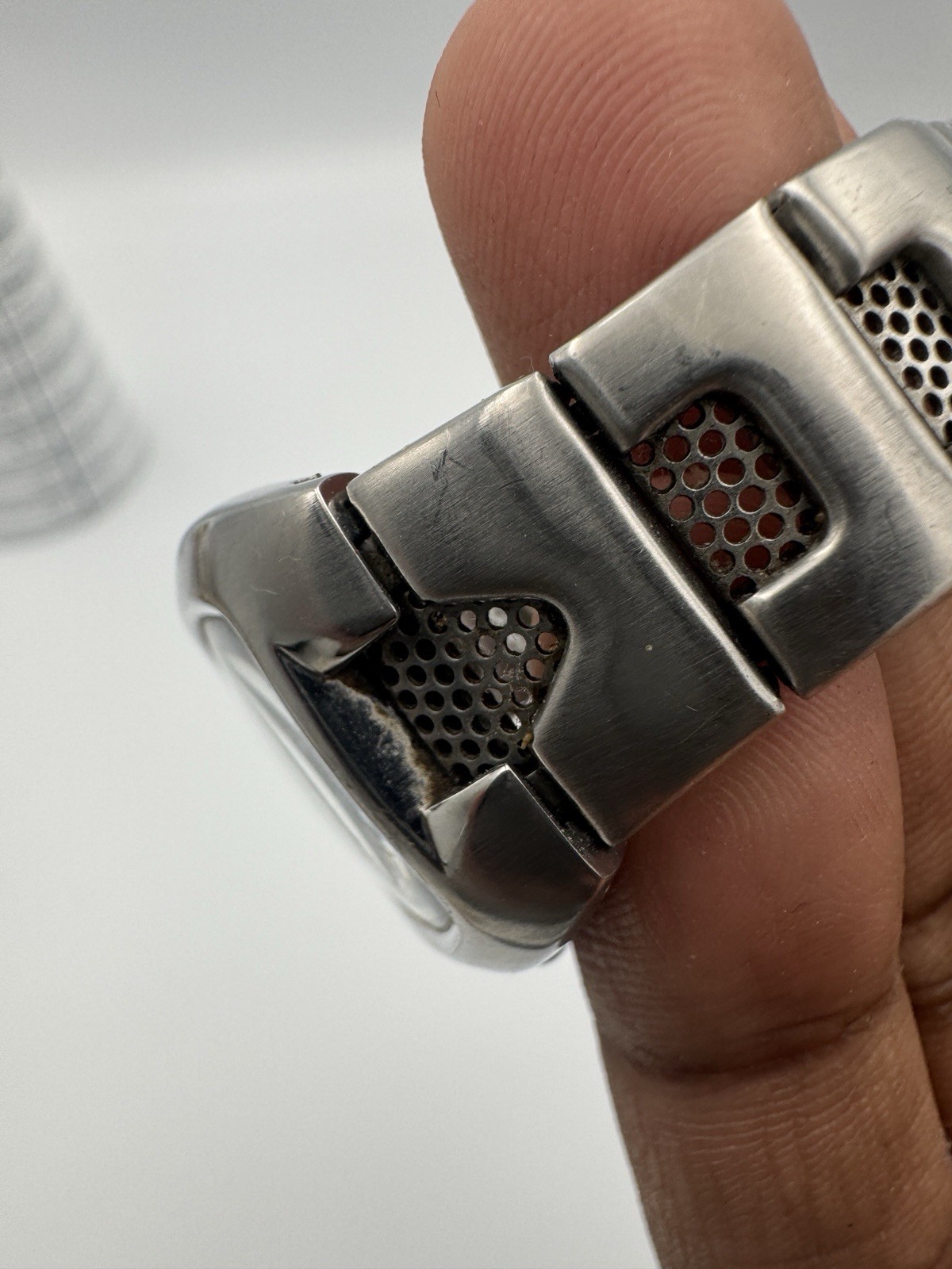 Adidas 316L Ladies Watch, working but crown is faulty. image 6