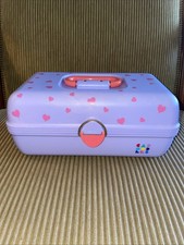 Caboodles Makeup Case Model 2602   Light Purple  Hearts w/ Pink Trays   1992