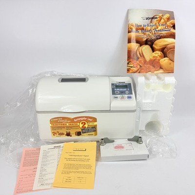 Zojirushi Home Bakery BBCC-V20 Bread Maker 2lb Double Paddle Brand New Open Box