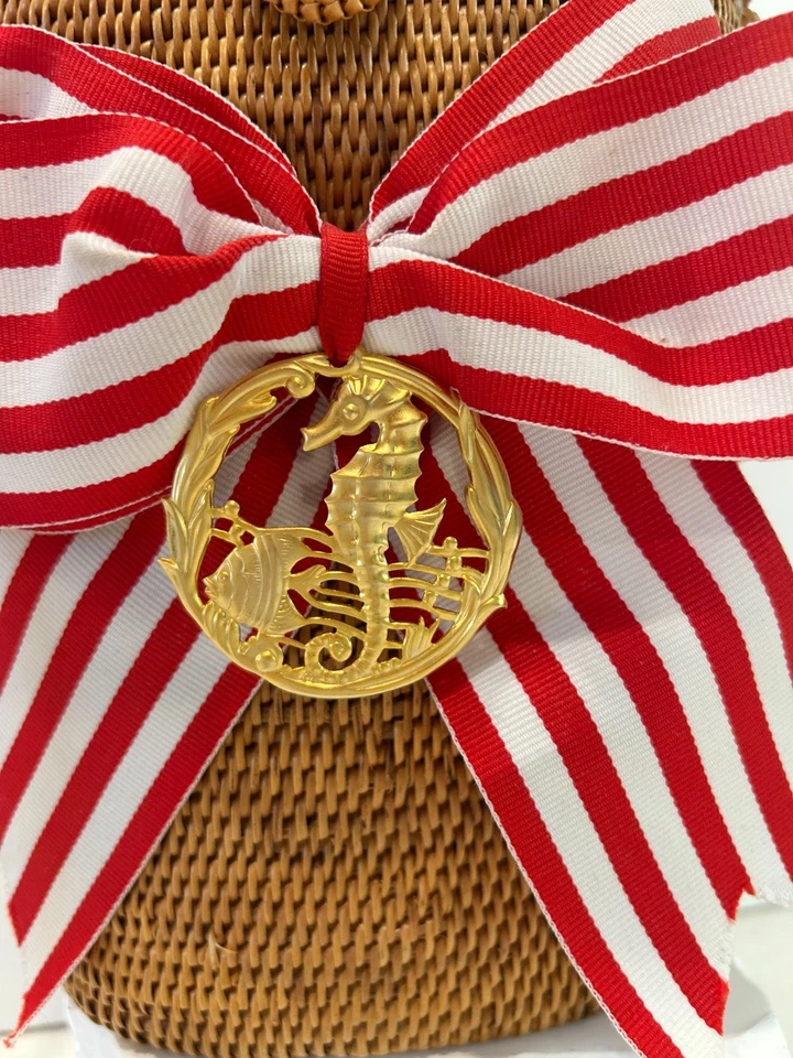 Bolso Bandolera Raro Vintage Bosom Buddy Paja Rojo Blanco Cinta Caballito de Mar Dije Foto 4 de 4