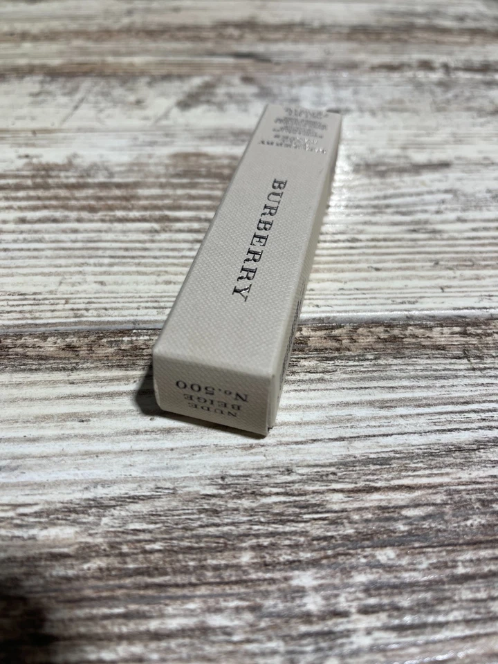 Color de labios Burberry en forma de besos completos y labios completos - No. 500 beige nude - nuevo en caja Foto 2 de 4