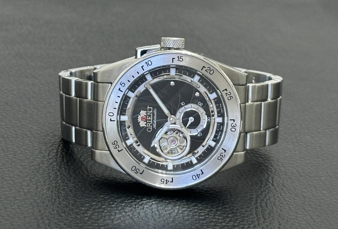 ORINENT Automatic Watch - Retro Future Camera Rev… - image 3