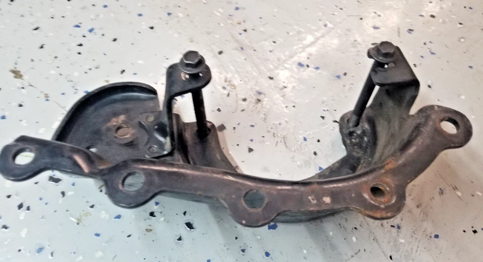 Chevrolet G10-30 GMC 1500/3500 1987-91 Astro Van 4,3 5,0 5,7 usado soporte de aire acondicionado Foto 2 de 4