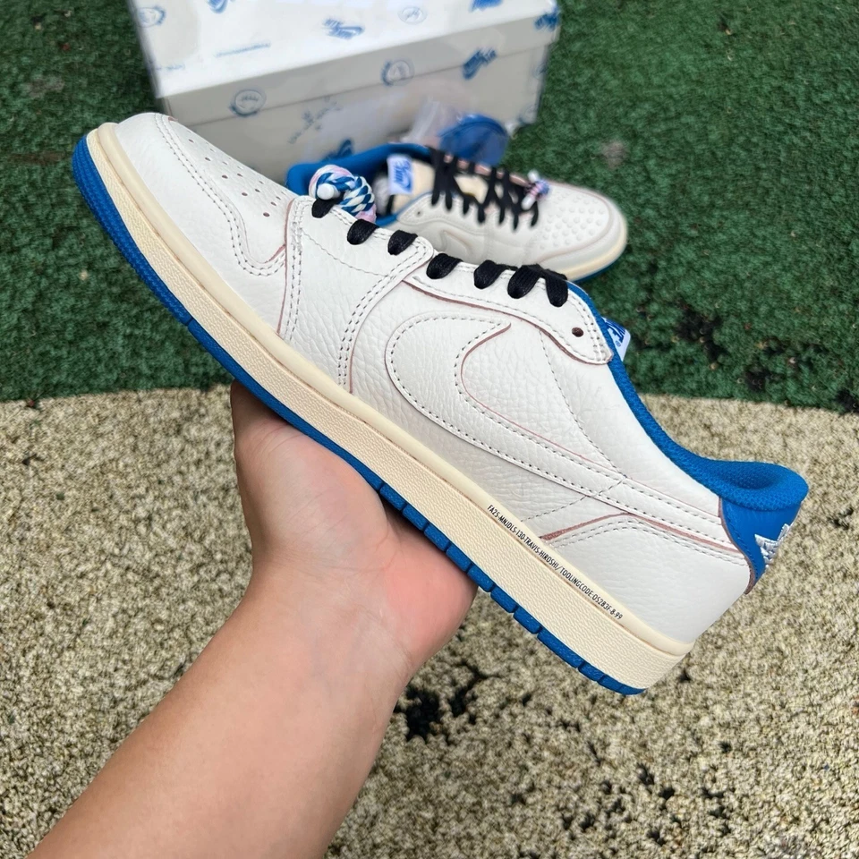 Air Jordan 1 Retro Bajo Fragmento x Travis Scott Vela Militar Azul DM7866-104 Nuevo Foto 4 de 4