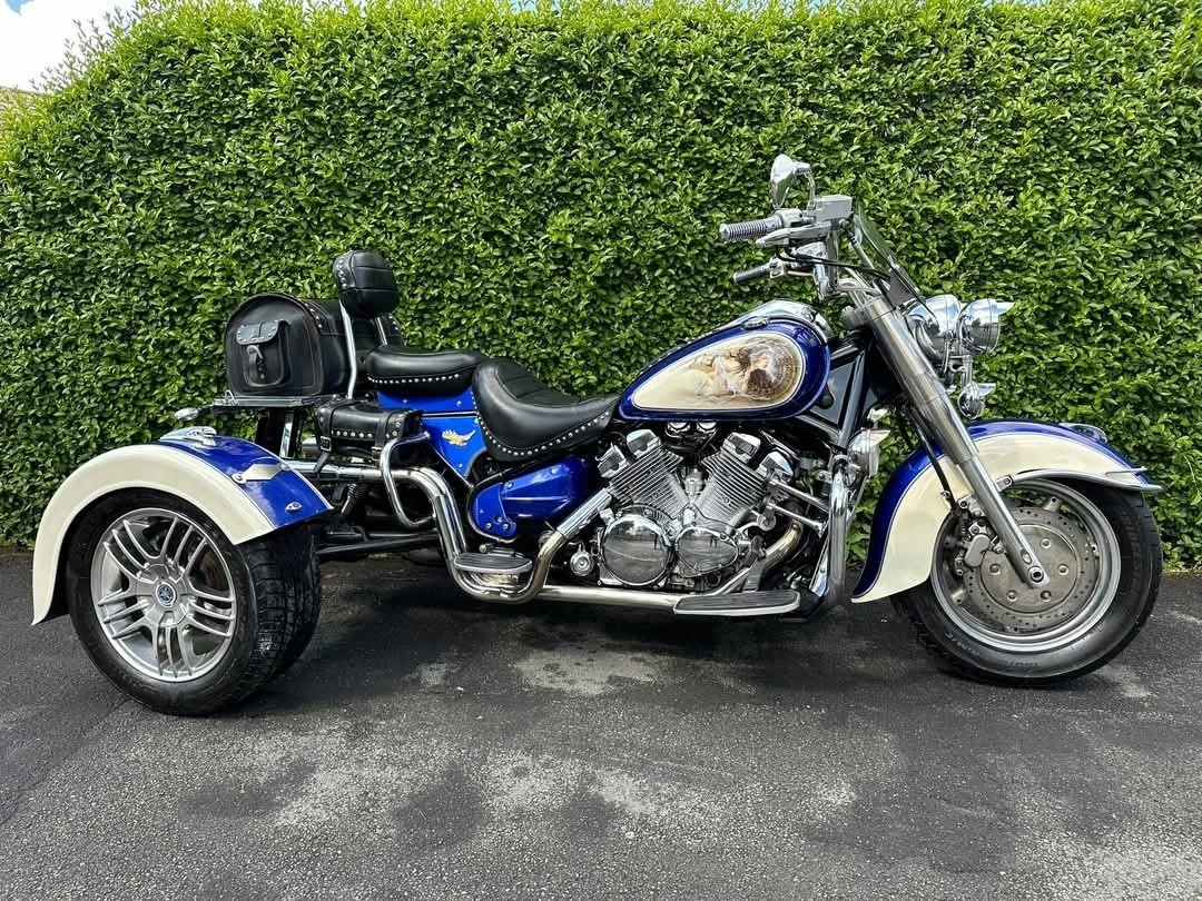 Yamaha ROYAL STAR XV 1300 TRIKE Trike  Petrol Manual - Picture 1 of 13
