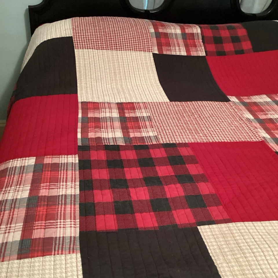 Woolrich Quilt King Red Patchwork Lodge Buffalo Plaid Rustic Cabin 108" x 92" - Image 4 of 4
