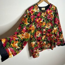 Victoria  s Secret Vintage Gold Label 90s Semi Sheer Floral Print Lounge Shirt