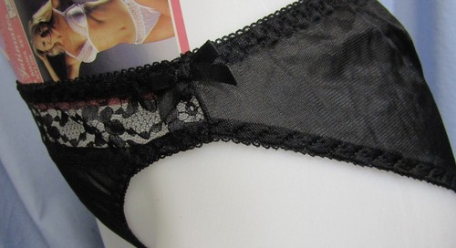 Vintage Commotion Nylon and Lace Bikini Panty W 22-30 in. Black NWT SZ M - Picture 6 of 9