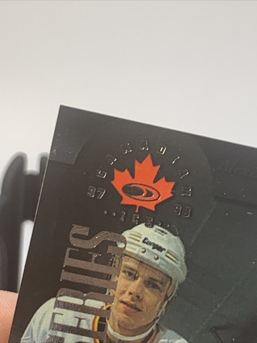 1997-98 Donruss Canadian Ice Provincial Series /750 #45 Alexander Mogilny Hockey - Picture 2 of 7