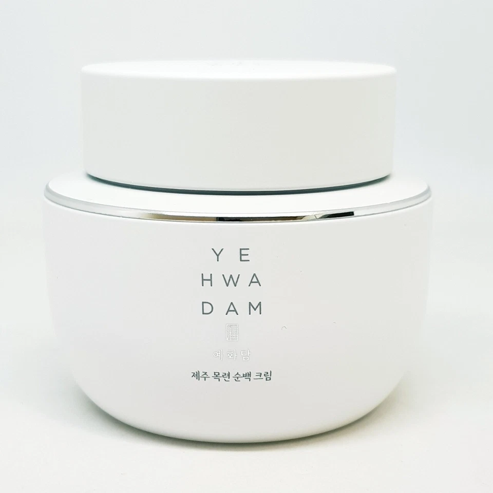 Crema iluminadora pura YEHWADAM Jeju Magnolia 50 ml antienvejecimiento suave K-Beauty Foto 2 de 4