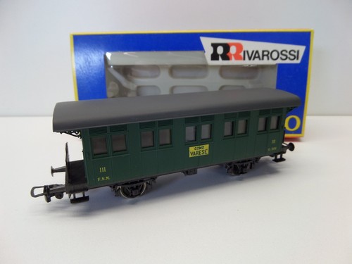 Vagón de pasajeros Rivarossi 2528 H0 Vagón plataforma 3. Clase FNM Italia | Condition: Usado