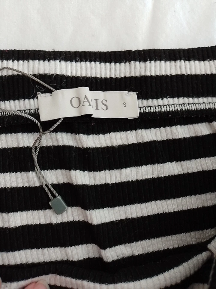 Ladies Skirt Oasis Size S Stretch Striped Black 26391 - Image 3 of 4