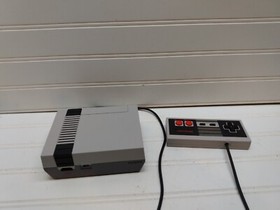Nintendo CLV-001 NES Mini Console CLV-002 Controller CLV-003 AV Cord