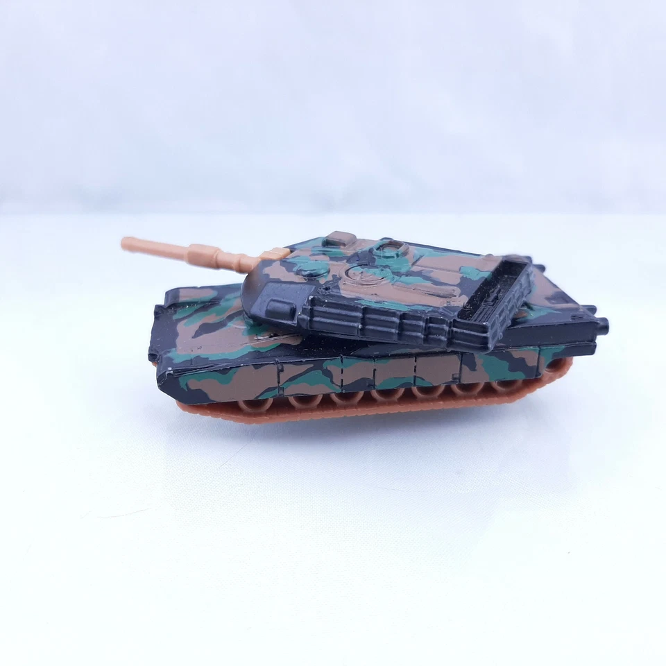 Diecast M1 A1 Abrams Main Battle Tank by Matchbox 1994 Multi Color Camo 1:113 - Image 3 of 4