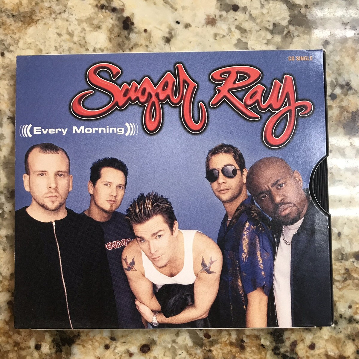 (未使用･未開封品)Mr Ray: Songs From the Stickered Guitar [DVD] Mr Ray: Songs From the Stickered Guitar [DVD]
