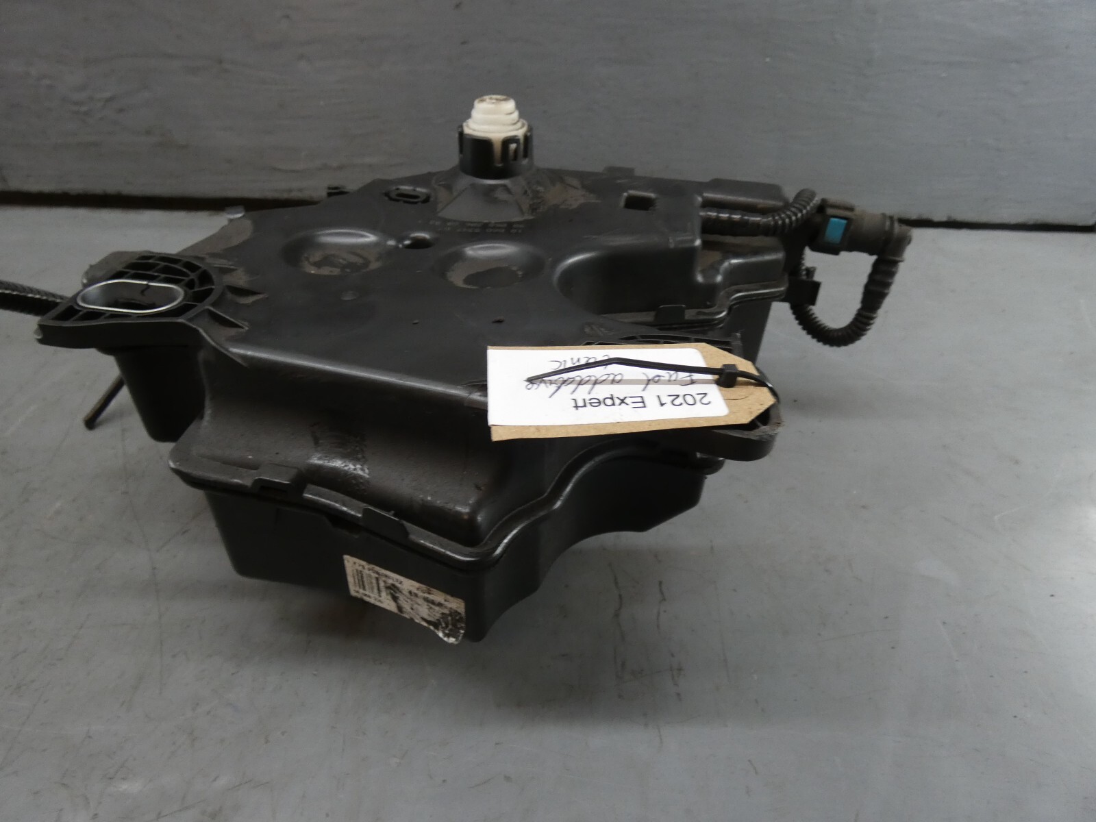 Peugeot Expert Fuel Additive Tank 2.0HDI 2021 9806830680 eBay