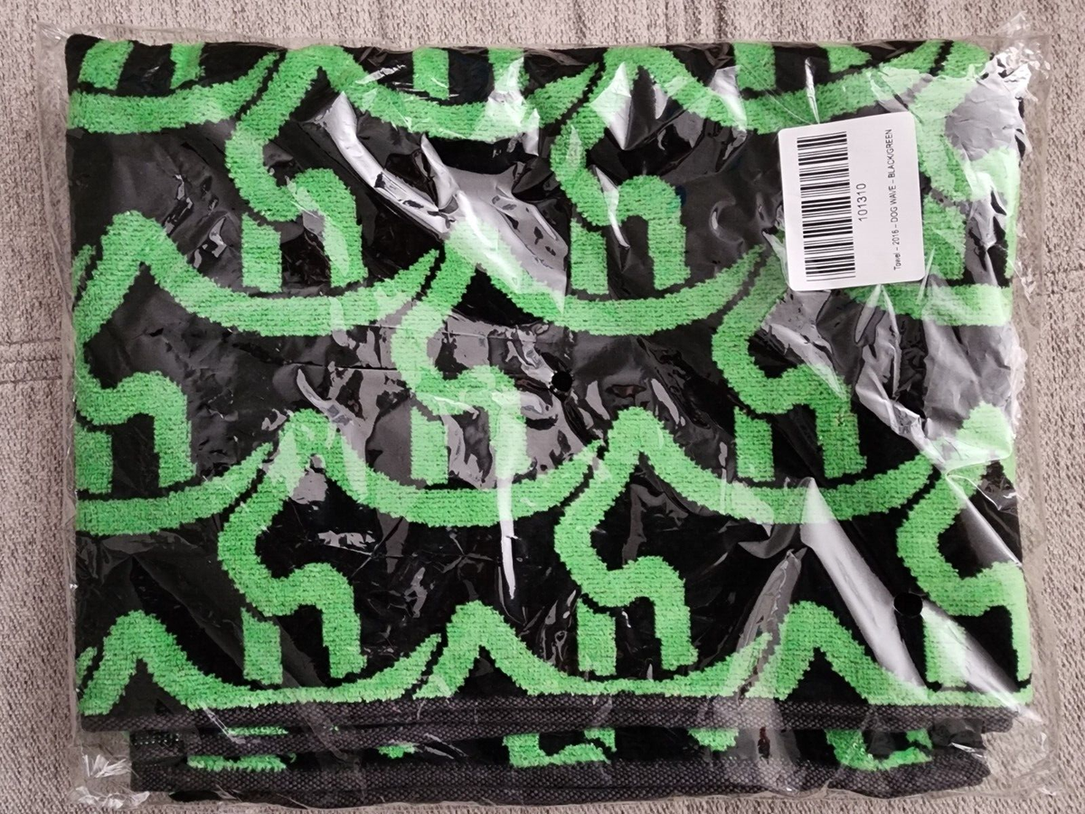 Rare 2016 Scotty Cameron Gallery Dog Wave Towel Golf Bag Towel