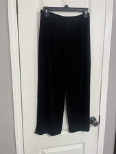 Chico's Travelers Black Elastic Waist Pullon Capri Pants Small Inside Pocket 1 S