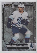 2023-24 O-Pee-Chee Platinum Liquid Metal 17/399 Matty Beniers #200 a2p