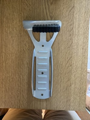 wall bike mount - perfect solution for bicycle storage